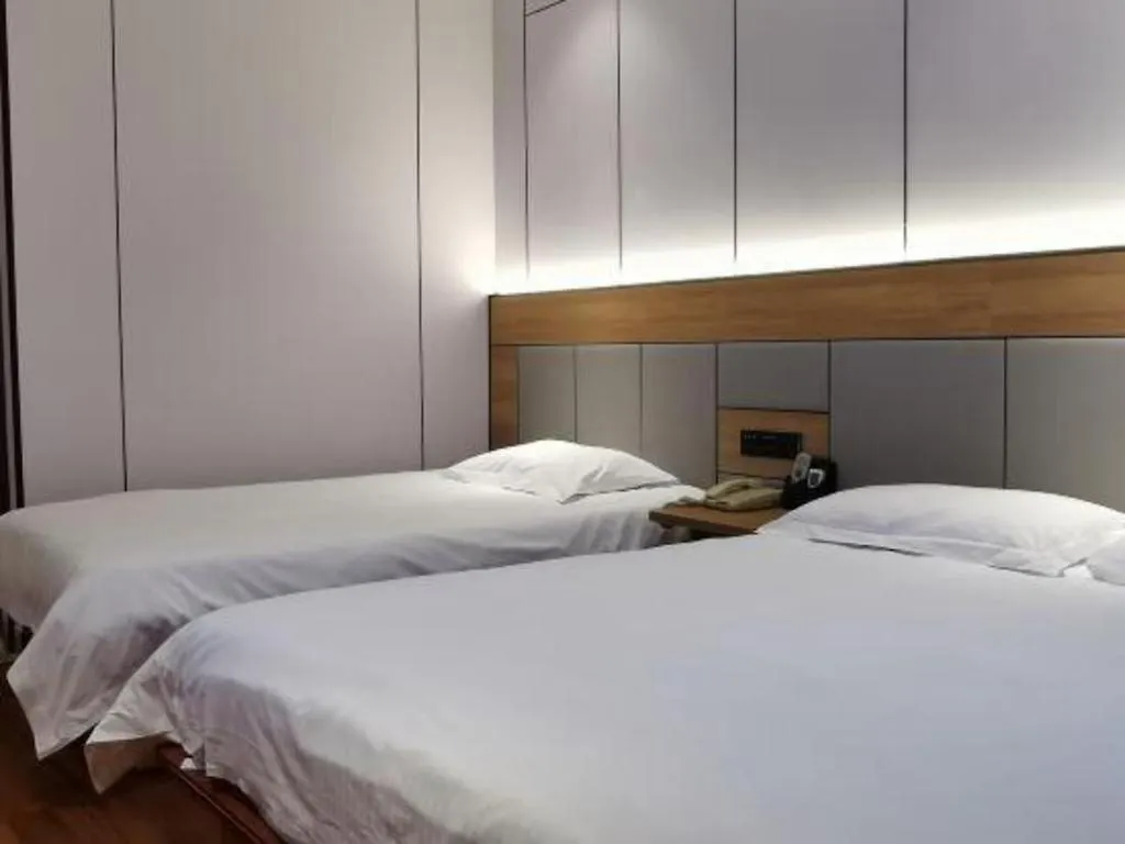 Greentree Inn Shanghai Hongqiao Hub Convention Center Jinghua Road Shell Hotel