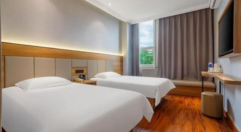Greentree Inn Shanghai Hongqiao Hub Convention Center Jinghua Road Shell Hotel